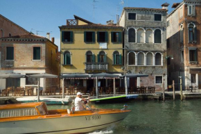 Casa Virginia direct at the canal Cannaregio with own roof terrace Venedig